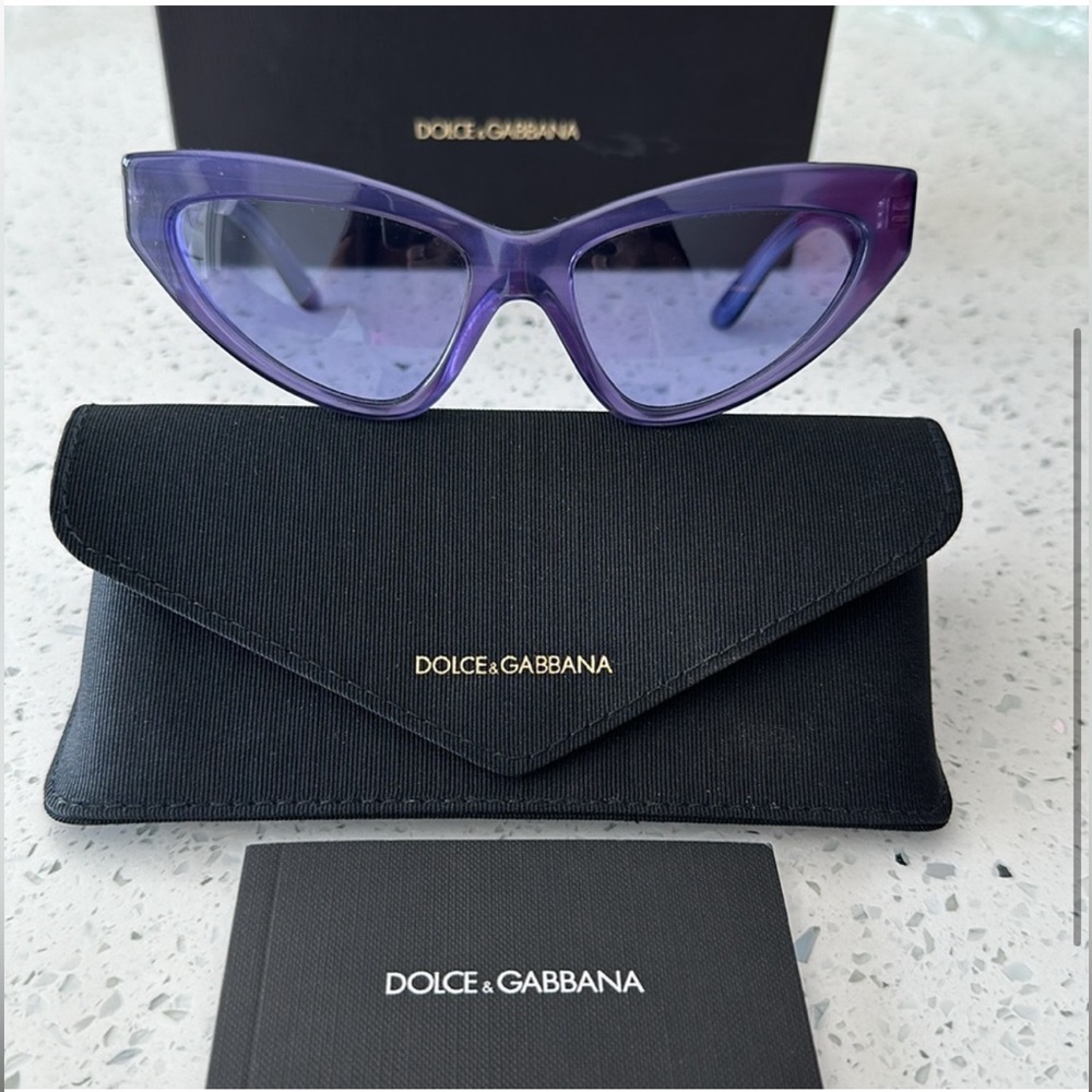 Dolce & Gabbana purple sunglasses worn once with box & case Violet Made in Italy